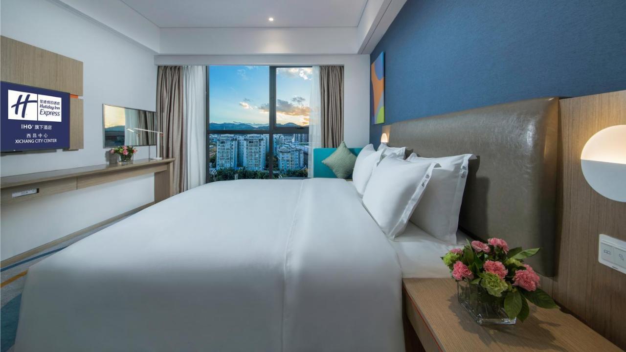 Holiday Inn Express - Xichang City Center By Ihg Ngoại thất bức ảnh